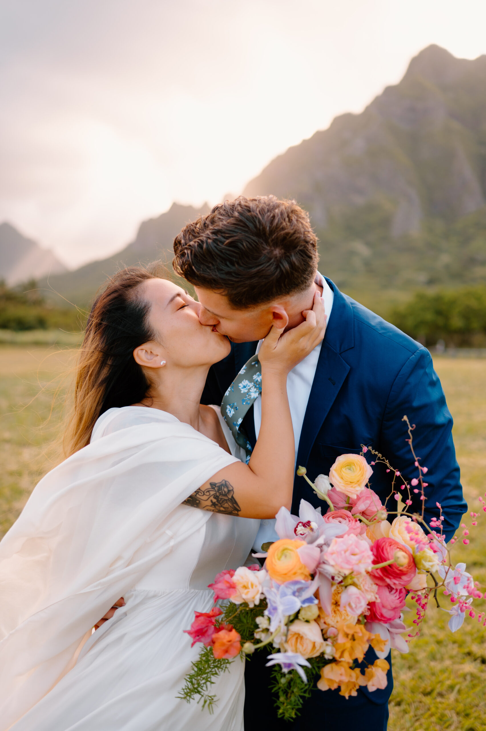 Photographer in Hawaii - picture of a couple sharing a kiss